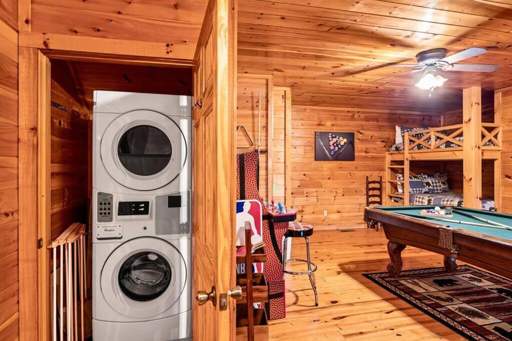 A Moment Inn Time Pigeon Forge Buitenkant foto