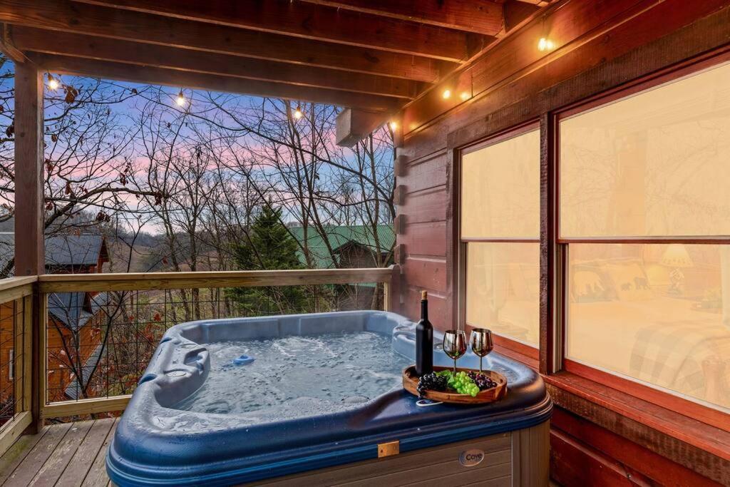 A Moment Inn Time Pigeon Forge Buitenkant foto