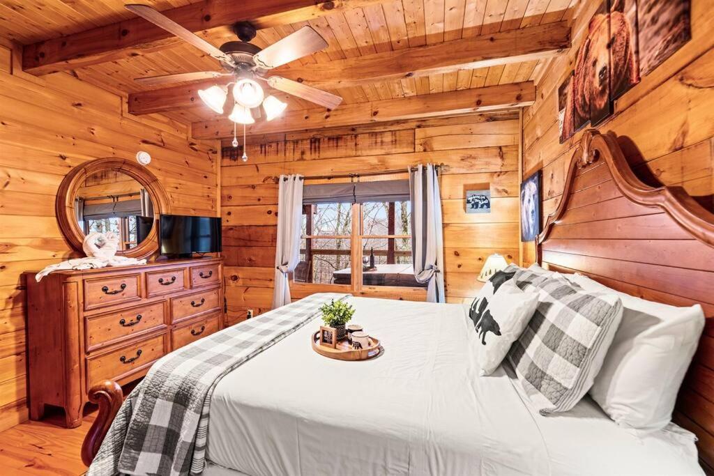 A Moment Inn Time Pigeon Forge Buitenkant foto
